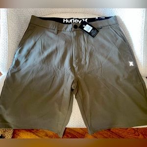 Hurley Hybrid WalkShorts-Inseam-9” waistline to bottom 20”- khaki moss green.